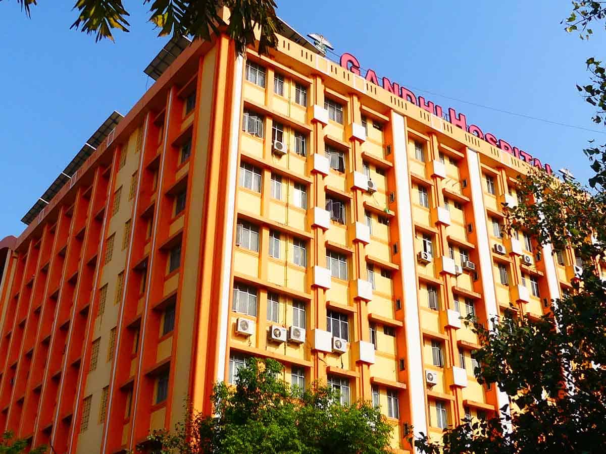 Hyderabad: Omicron suspect tries to escape Gandhi Hospital