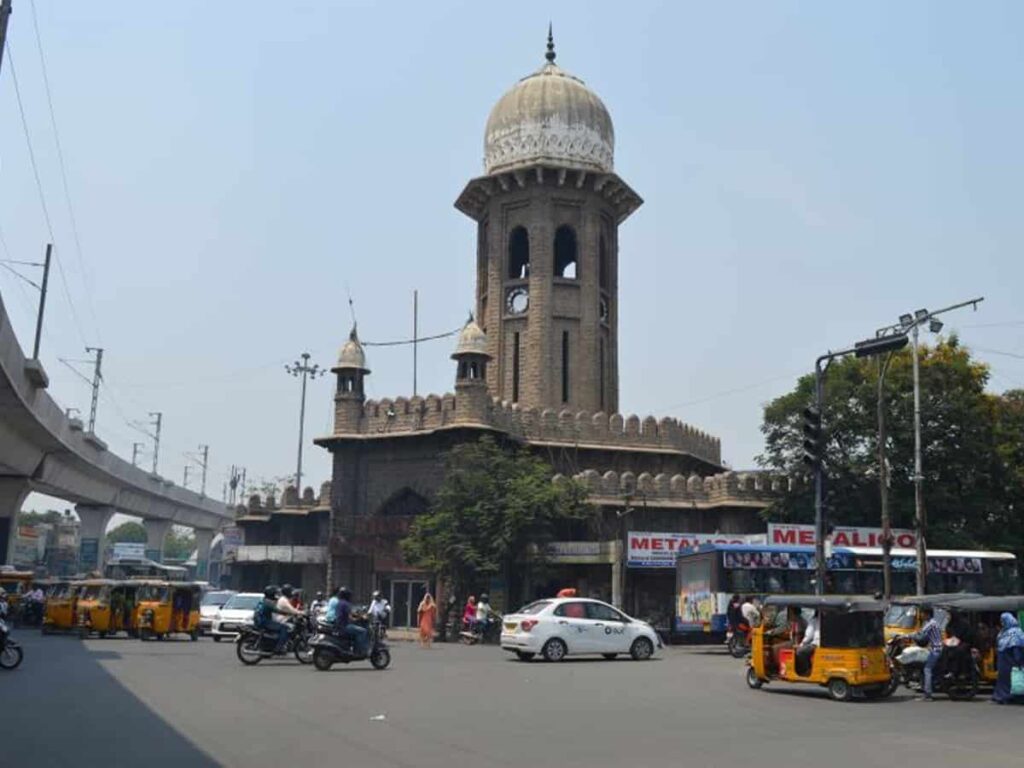 moazzam jahi market