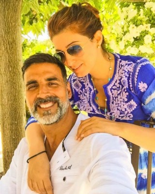 Akshay to Twinkle: You still make my heart flutter