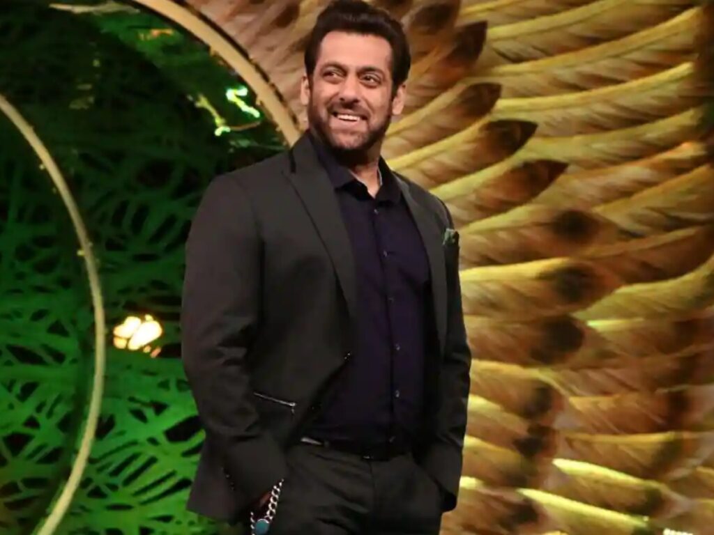 1000cr? Salman Khan's HUGE fee for Bigg Boss 16 goes viral