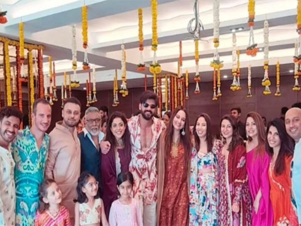 Picture from Sonakshi-Zaheer's pre-wedding function goes viral