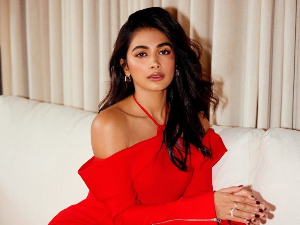 Pooja Hegde’s huge fee for just one item song shocks industry