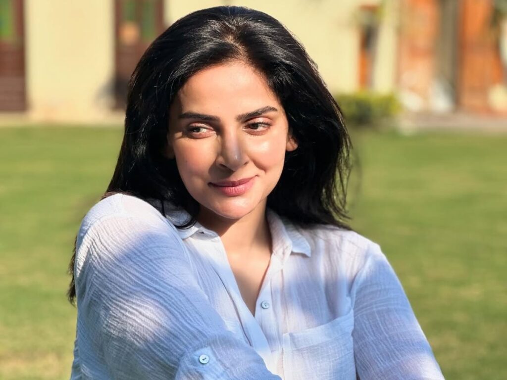 Pak actress Saba Qamar hospitalised; her health update now
